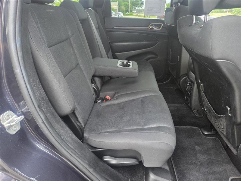 Jeep Grand Cherokee Laredo 2WD 2014