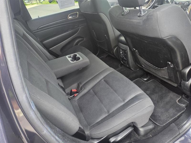 Jeep Grand Cherokee Laredo 2WD 2014