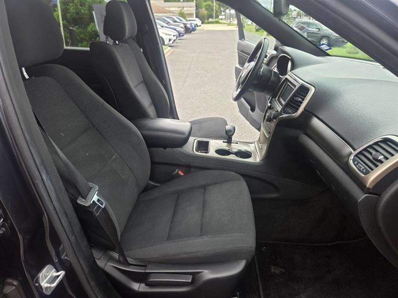 Jeep Grand Cherokee Laredo 2WD 2014