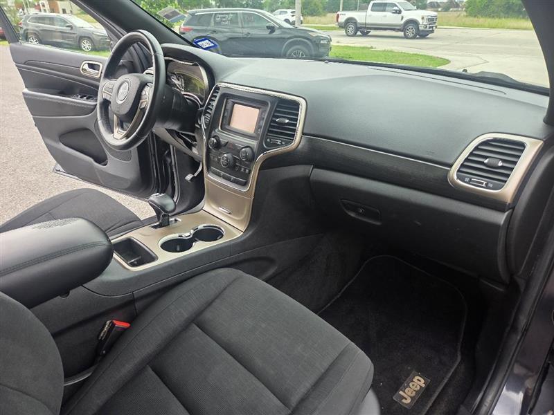 Jeep Grand Cherokee Laredo 2WD 2014