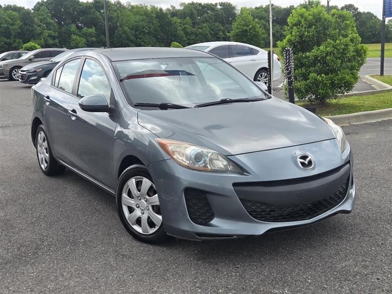 Mazda MAZDA3 i Sport 4-Door 2013