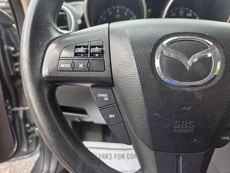 Mazda MAZDA3 i Sport 4-Door 2013