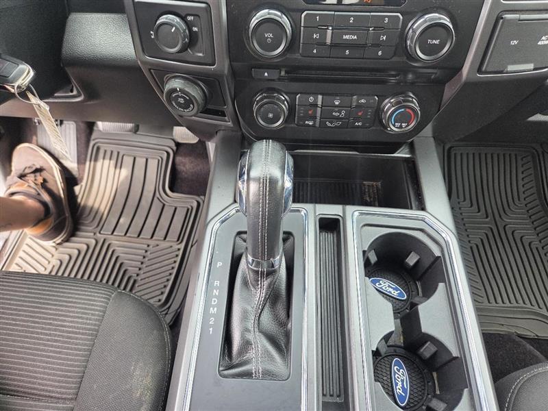 Ford F-150 XLT SuperCrew 5.5-ft. Bed 2WD 2017