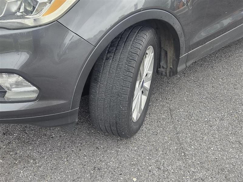 Ford Escape SE FWD 2017