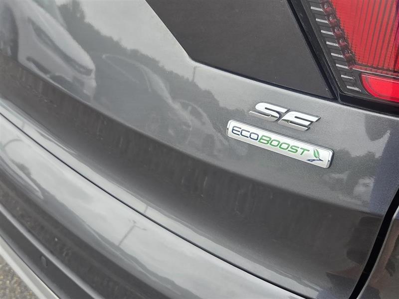 Ford Escape SE FWD 2017