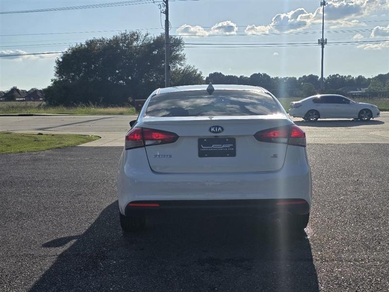 Kia Forte LX 6A 2017