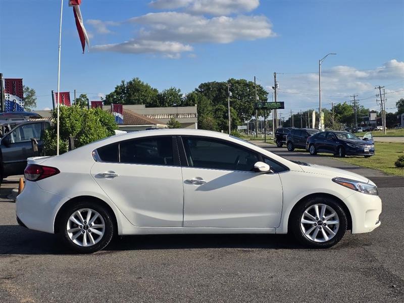 Kia Forte LX 6A 2017