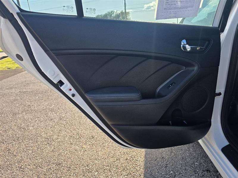 Kia Forte LX 6A 2017