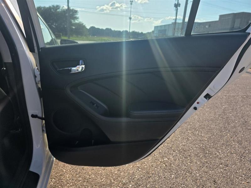Kia Forte LX 6A 2017