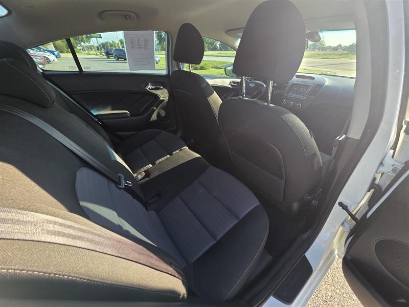 Kia Forte LX 6A 2017