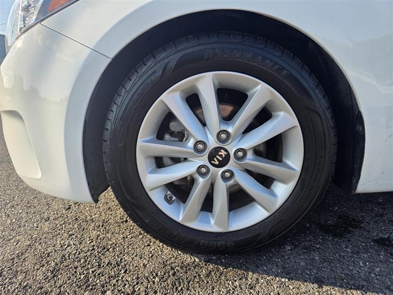 Kia Forte LX 6A 2017