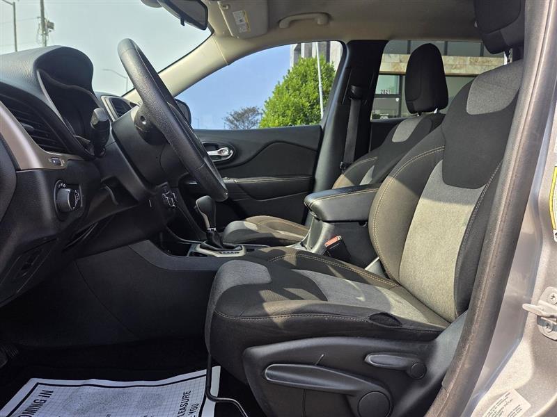 Jeep Cherokee Sport FWD 2016