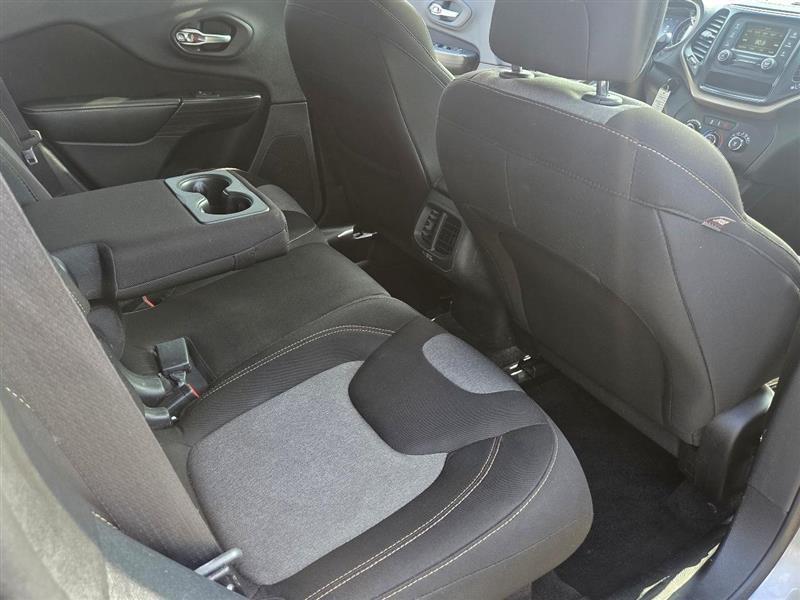 Jeep Cherokee Sport FWD 2016