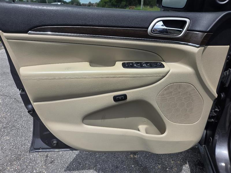 Jeep Grand Cherokee Limited 2WD 2017