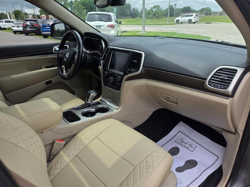 Jeep Grand Cherokee Limited 2WD 2017