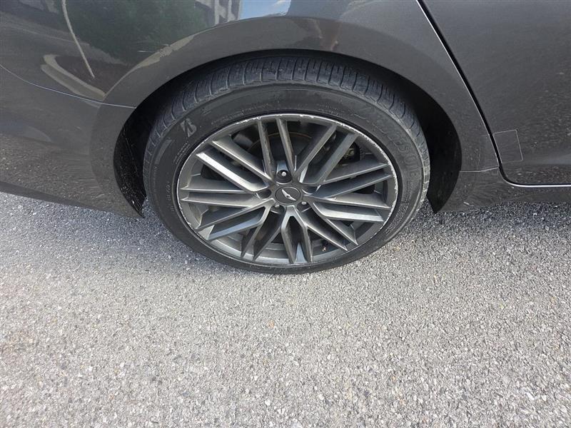 Genesis G70 2.0T Advanced 2019
