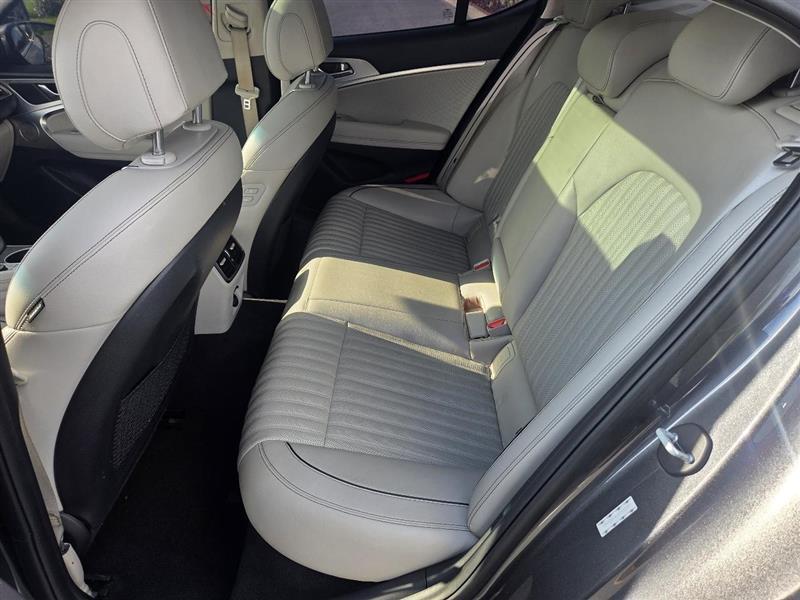 Genesis G70 2.0T Advanced 2019