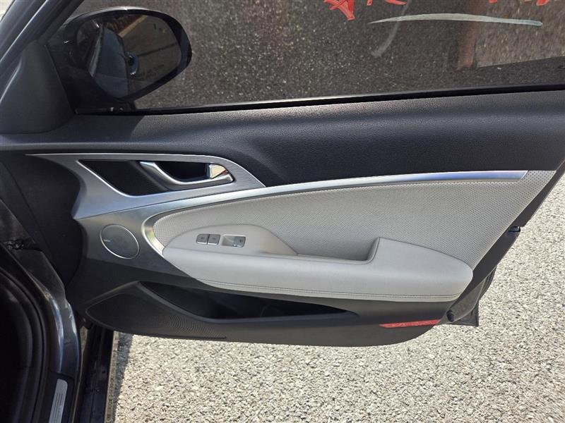 Genesis G70 2.0T Advanced 2019