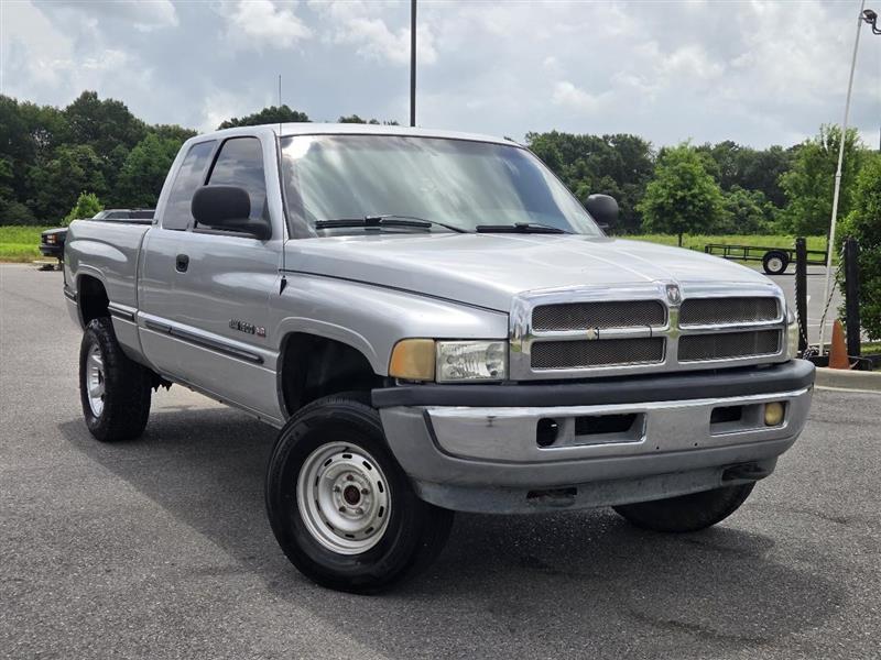 Dodge Ram 1500 Quad Cab Long Bed 4WD 2001