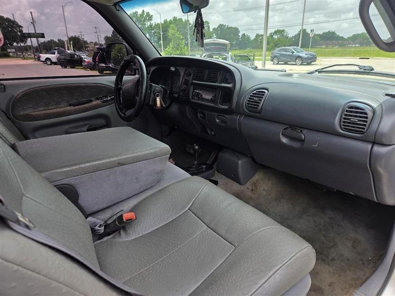 Dodge Ram 1500 Quad Cab Long Bed 4WD 2001