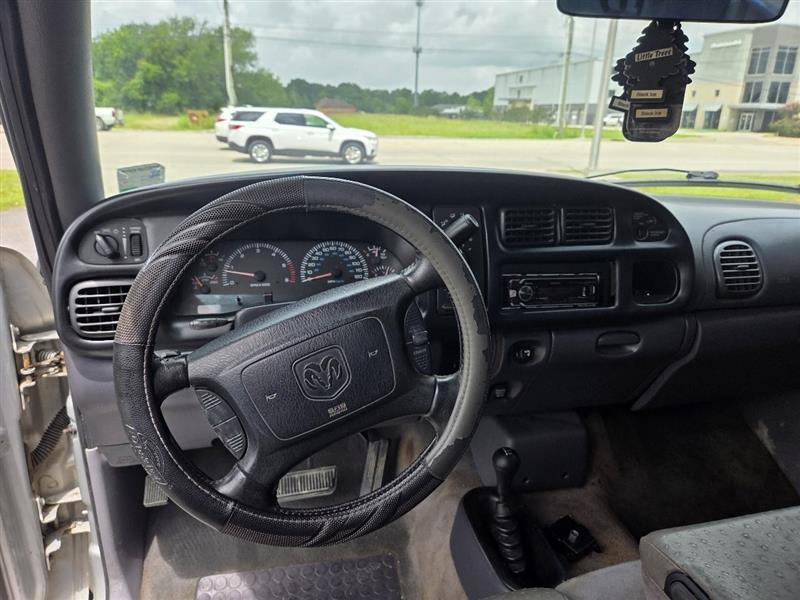 Dodge Ram 1500 Quad Cab Long Bed 4WD 2001