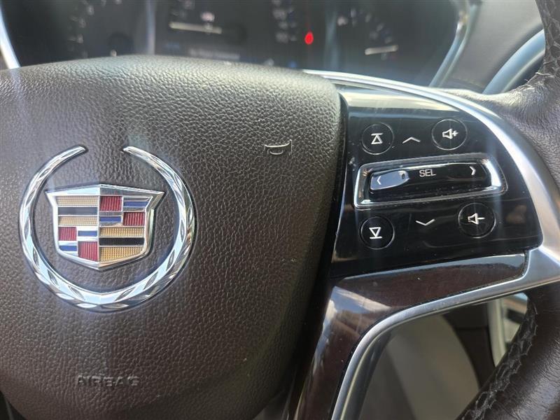 Cadillac SRX Luxury Collection FWD 2015
