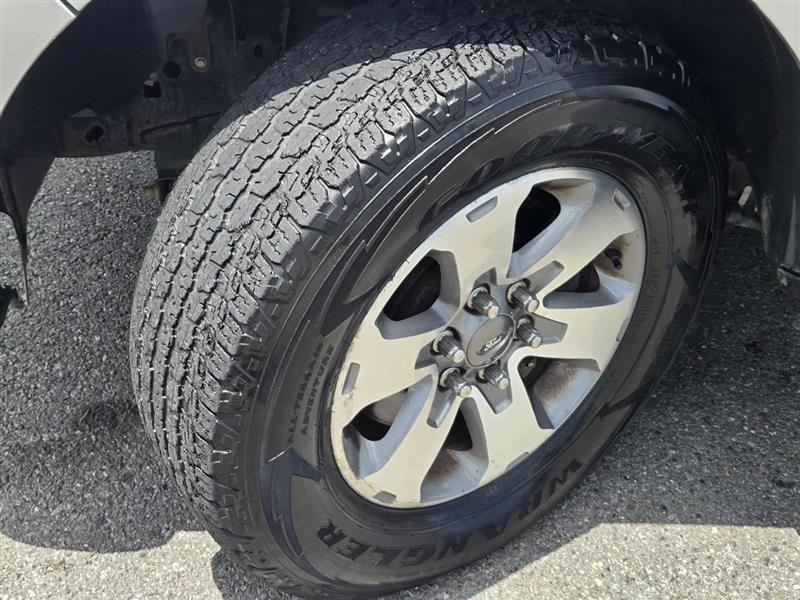 Ford F-150 XLT SuperCrew 5.5-ft. Bed 2WD 2011