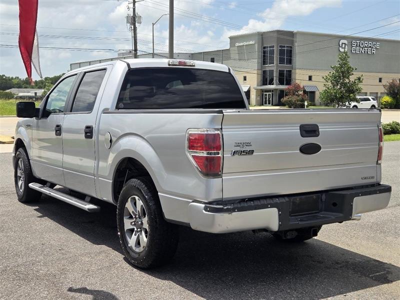 Ford F-150 XLT SuperCrew 5.5-ft. Bed 2WD 2011