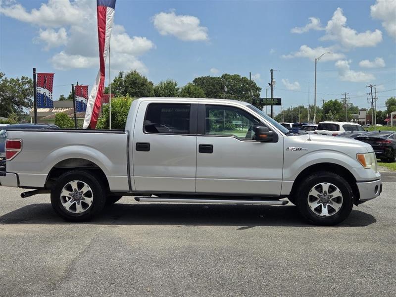 Ford F-150 XLT SuperCrew 5.5-ft. Bed 2WD 2011