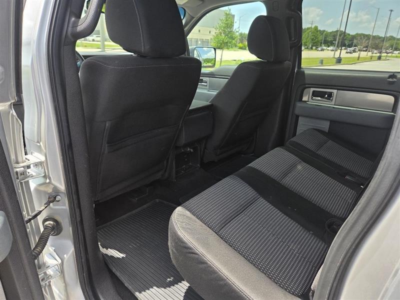 Ford F-150 XLT SuperCrew 5.5-ft. Bed 2WD 2011