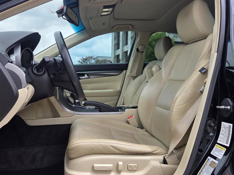 Acura TL 6-Speed AT 2012