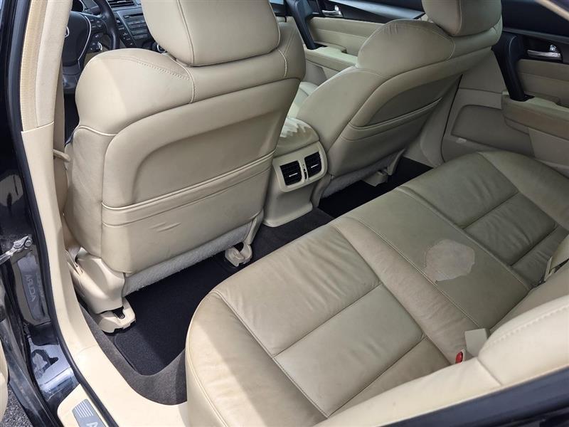 Acura TL 6-Speed AT 2012