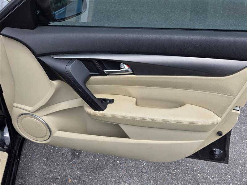 Acura TL 6-Speed AT 2012