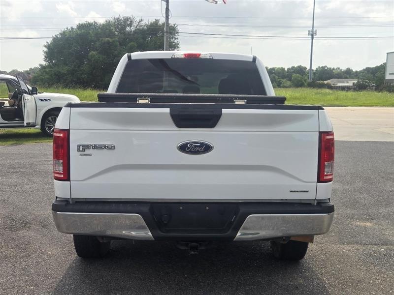 Ford F-150 Lariat SuperCab 8-ft. 2WD 2015