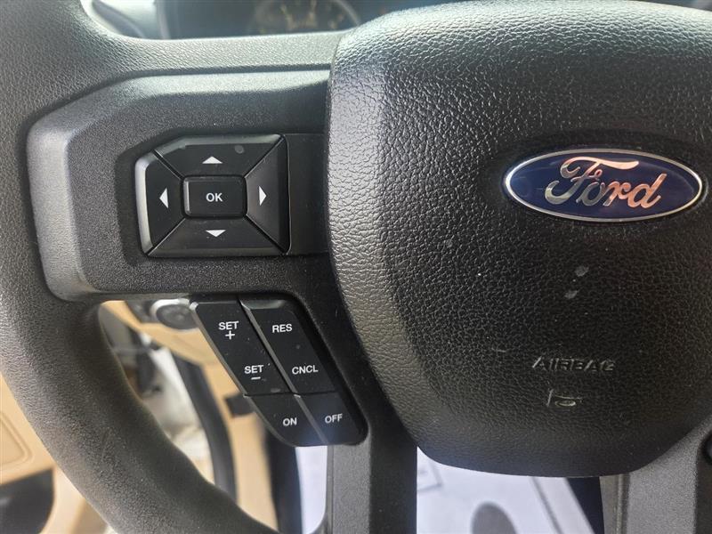 Ford F-150 Lariat SuperCab 8-ft. 2WD 2015