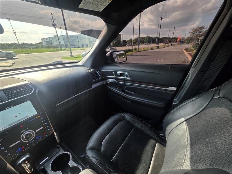 Ford Explorer Limited 4WD 2019