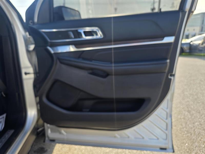 Ford Explorer Limited 4WD 2019