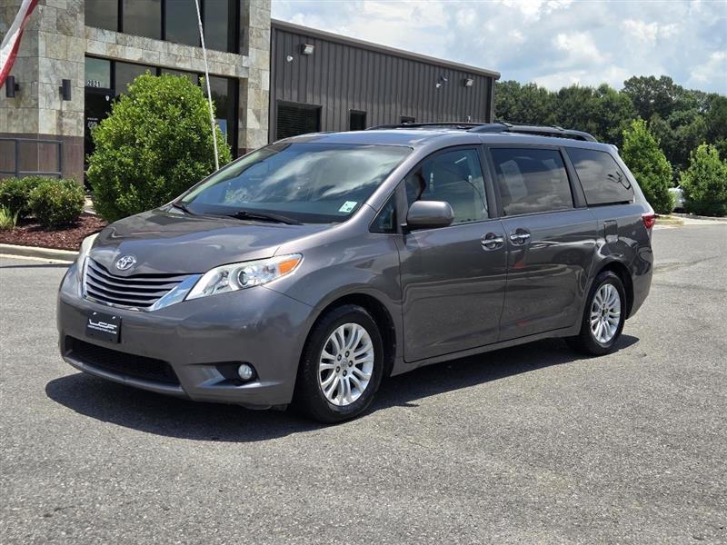 Toyota Sienna Limited Premium FWD 7-Passenger V6 2016