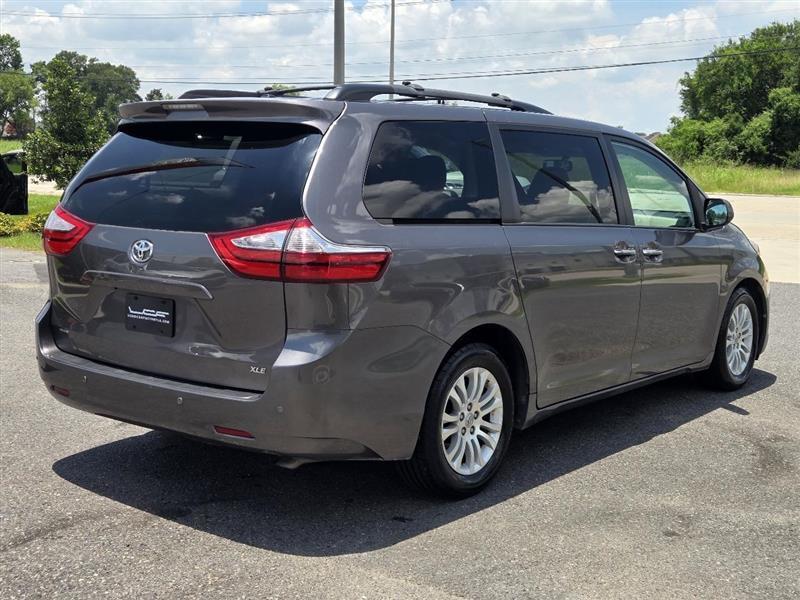 Toyota Sienna Limited Premium FWD 7-Passenger V6 2016