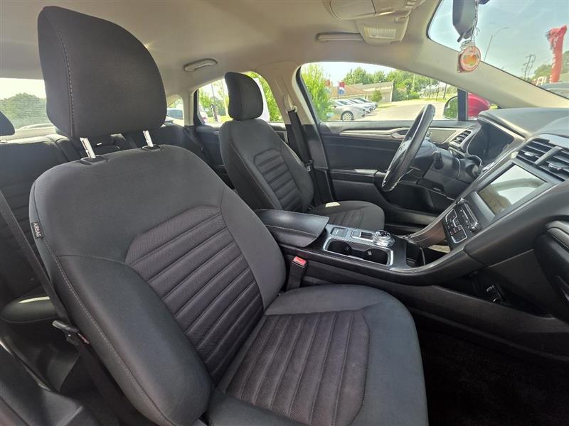 Ford Fusion SE 2018