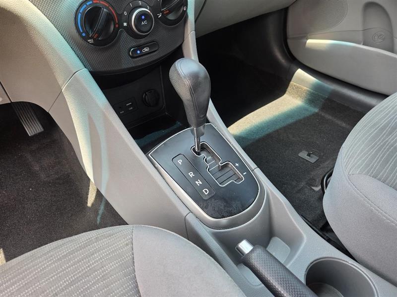 Hyundai Accent SE 4-Door 6A 2017