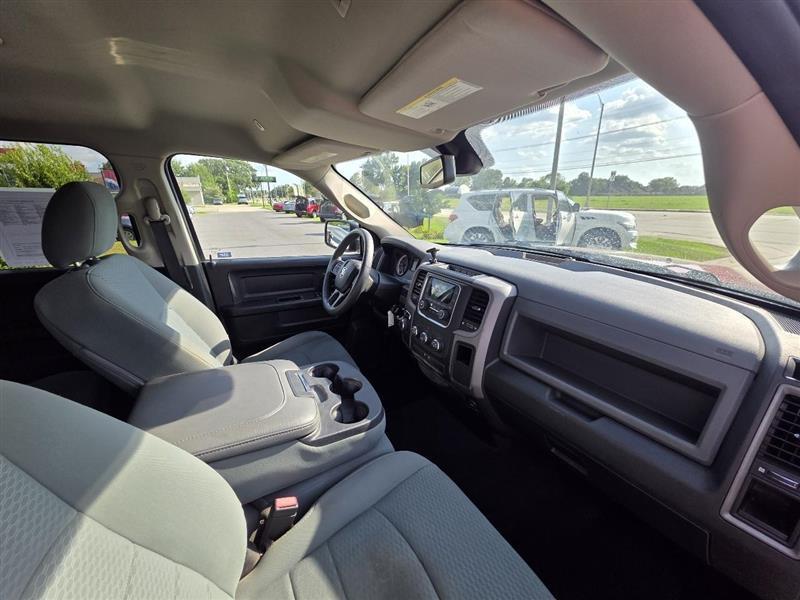 RAM 1500 Classic Tradesman Quad Cab 2WD 2019