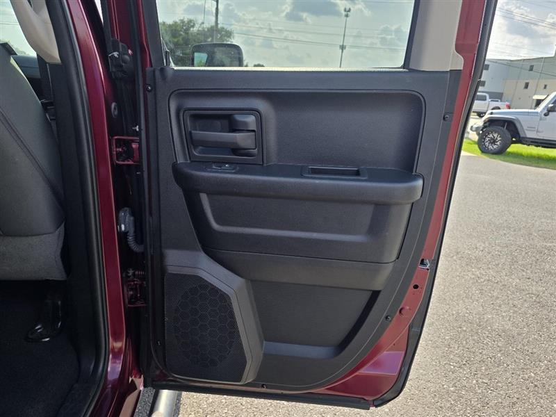 RAM 1500 Classic Tradesman Quad Cab 2WD 2019
