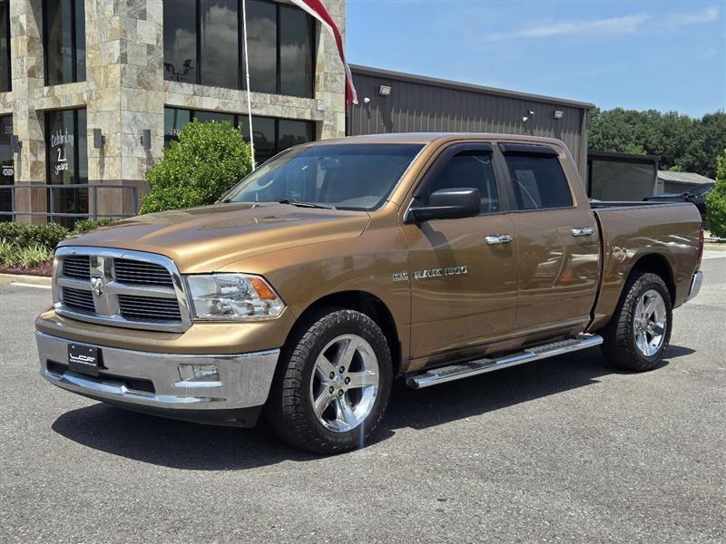 RAM 1500 SLT Crew Cab 2WD 2012