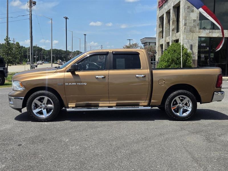 RAM 1500 SLT Crew Cab 2WD 2012