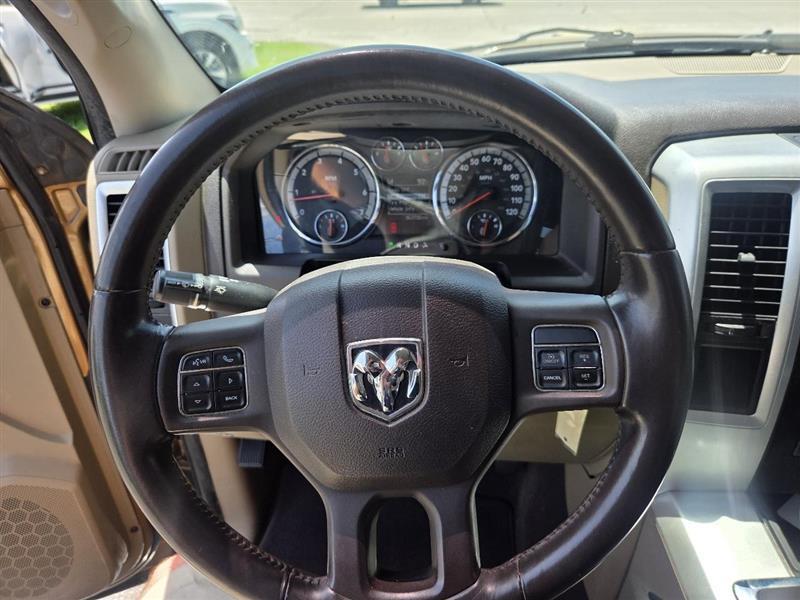 RAM 1500 SLT Crew Cab 2WD 2012