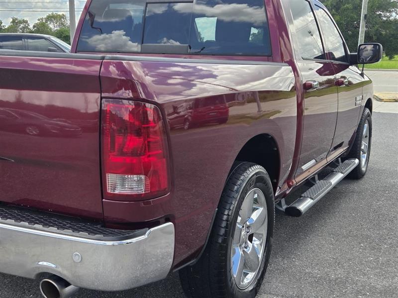 RAM 1500 SLT Crew Cab SWB 2WD 2016