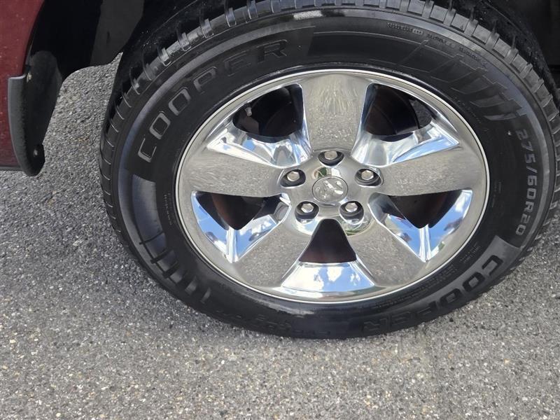 RAM 1500 SLT Crew Cab SWB 2WD 2016