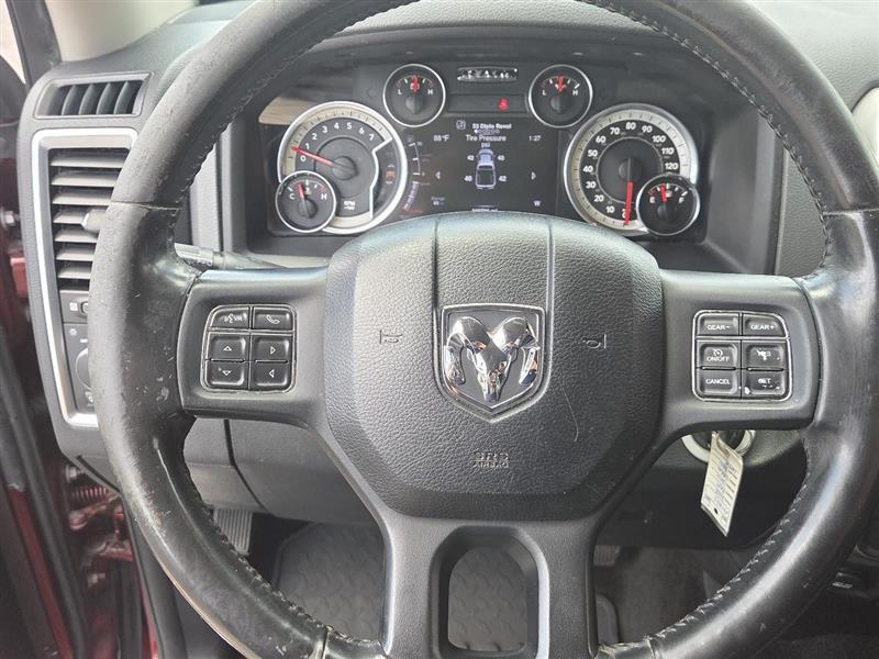 RAM 1500 SLT Crew Cab SWB 2WD 2016