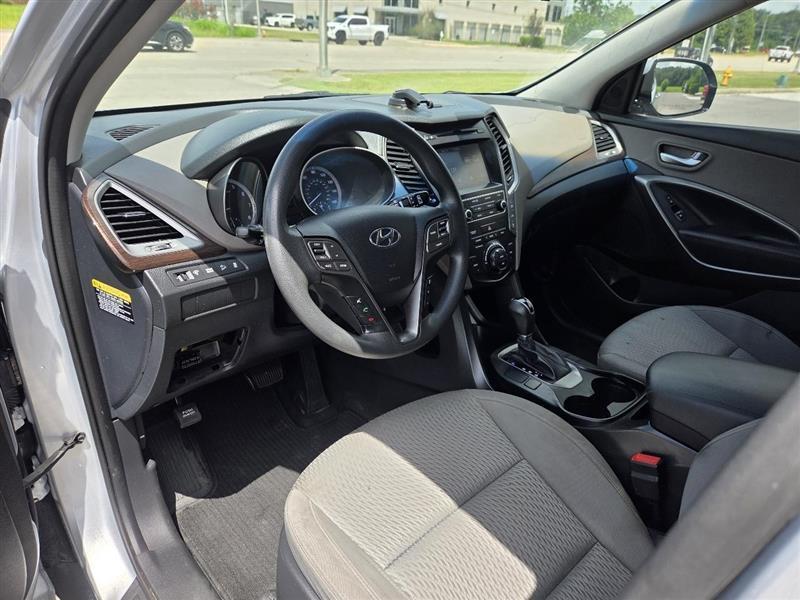 Hyundai Santa Fe SE FWD 2018